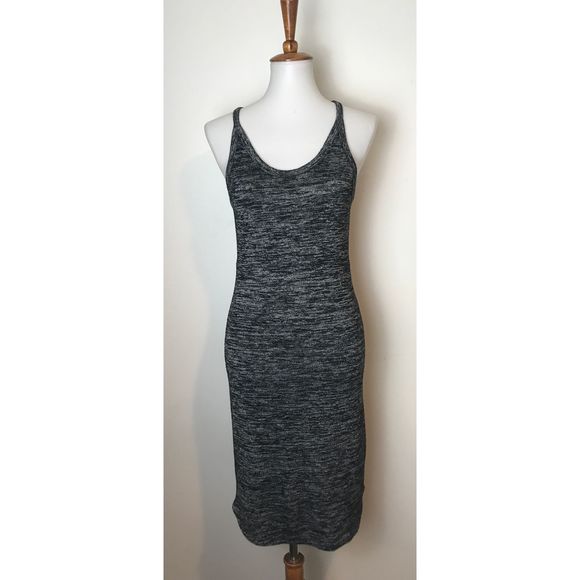 Aritzia Dresses & Skirts - Wilfred Free Dress with Slit on the back